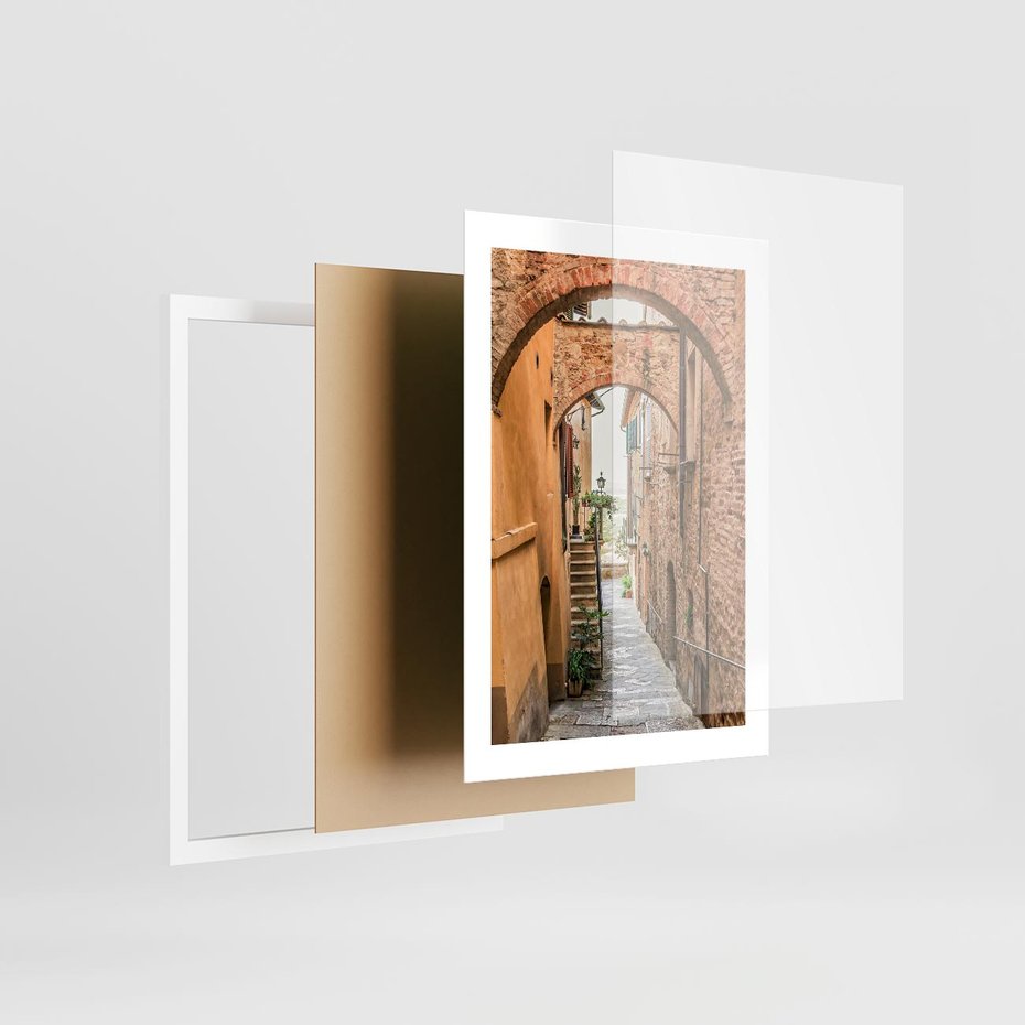 Plakat w ramie 30x40 - Magiczna podróż w głąb miasta - uliczka, perspektywa - rama biała