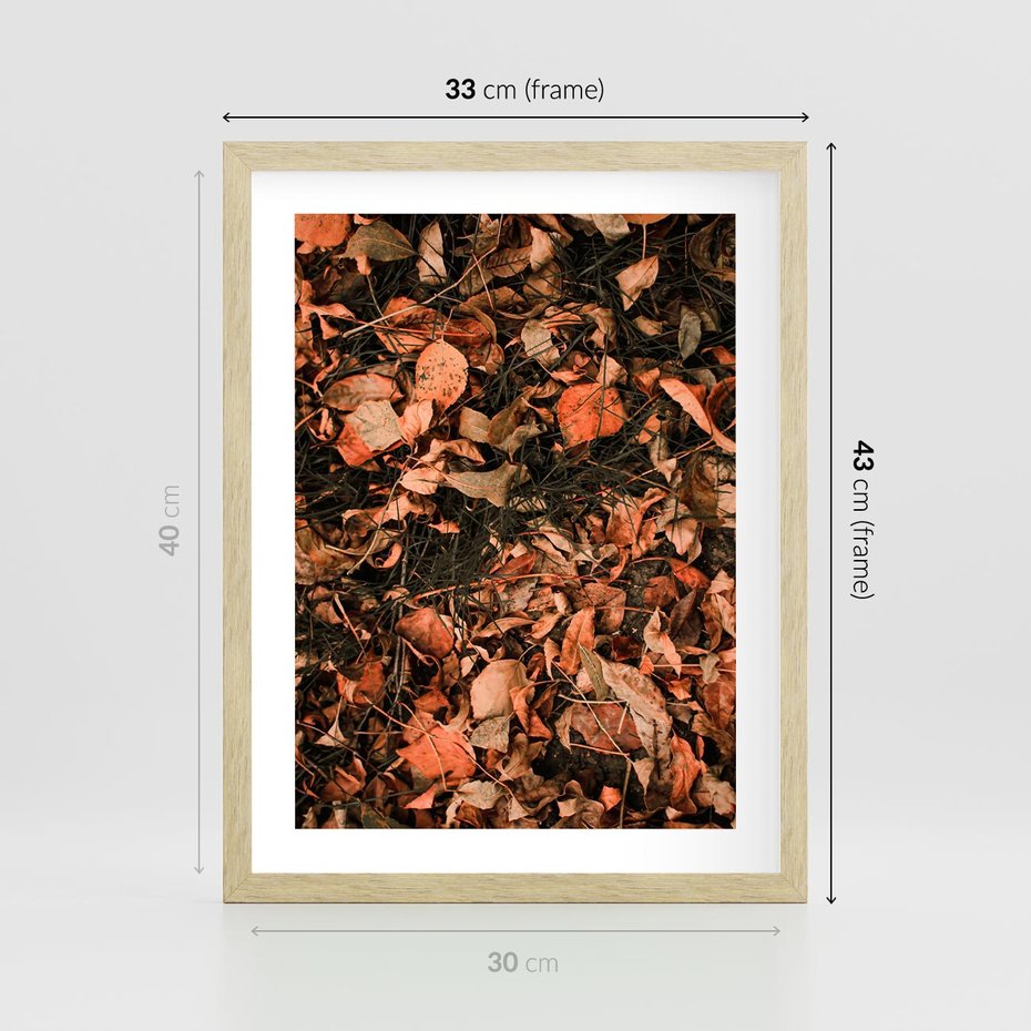 Plakat w ramie 30x40 - Jesienny Splot: Pomarańczowe Liście - liście, pomarańczowe suche liście - rama drewno