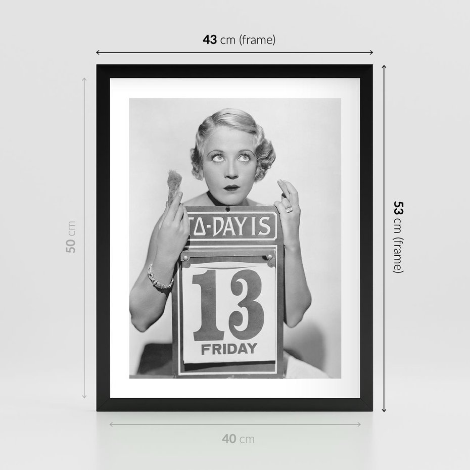 Plakat w ramie 40x50 - Czy to Pech - retro zdjęcie, czarno białe - rama czarna