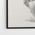 Obraz w ramie 50x50 - Szarość w Kamieniu - monochromatyczna marmurowa rzeźba, odcienie szarości - rama czarna