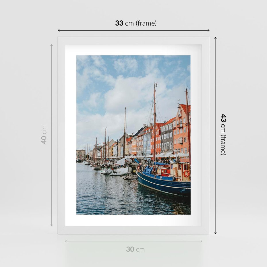 Plakat w ramie 30x40 - Wibracje Miejskiego Klimatu - Dania, Kopehaga - rama biała