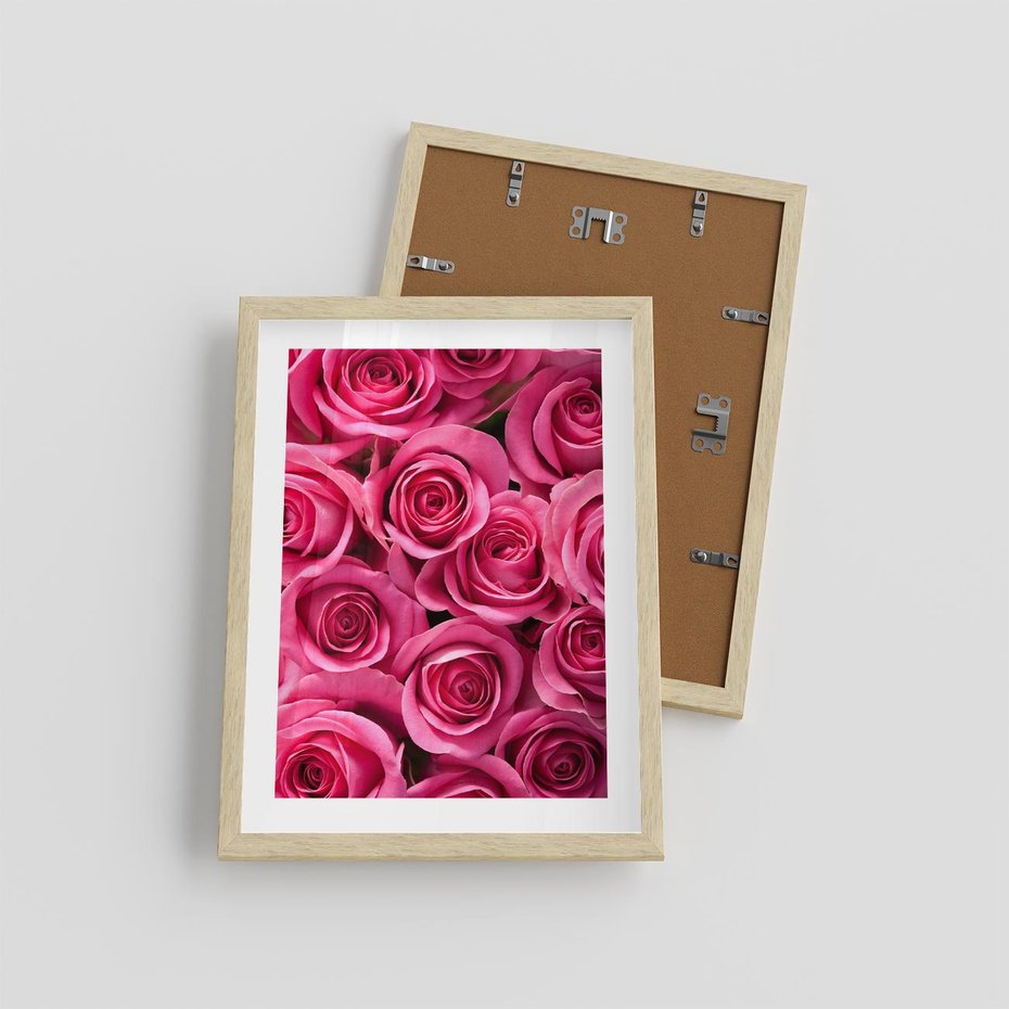 Plakat w ramie 30x40 - Romantyczne róże w pełnym rozkwicie - róże, kwiaty - rama drewno