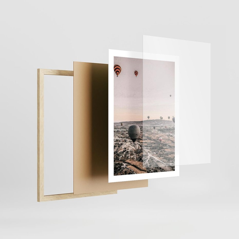 Plakat w ramie 50x70 - Wolność w Powietrzu - balony latające nas pustynnym krajbrazem, balony do latania - rama drewno