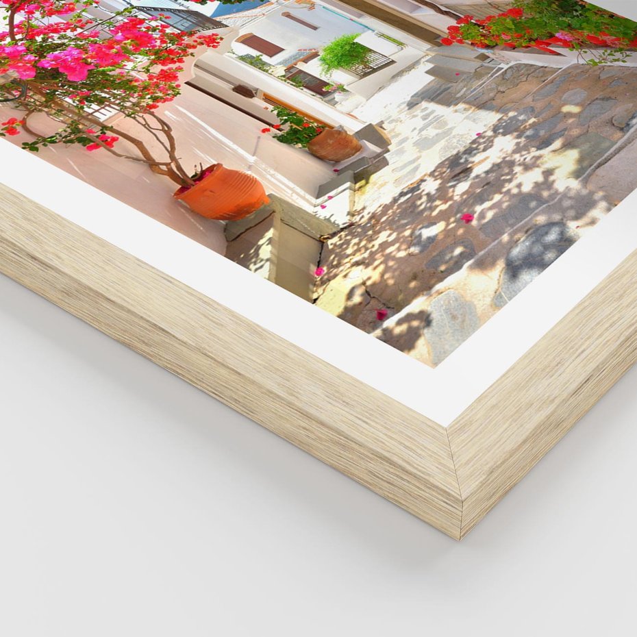 Plakat w ramie 30x40 - Kwiatowa uliczka wakacji - kwiaty, uliczka - rama drewno