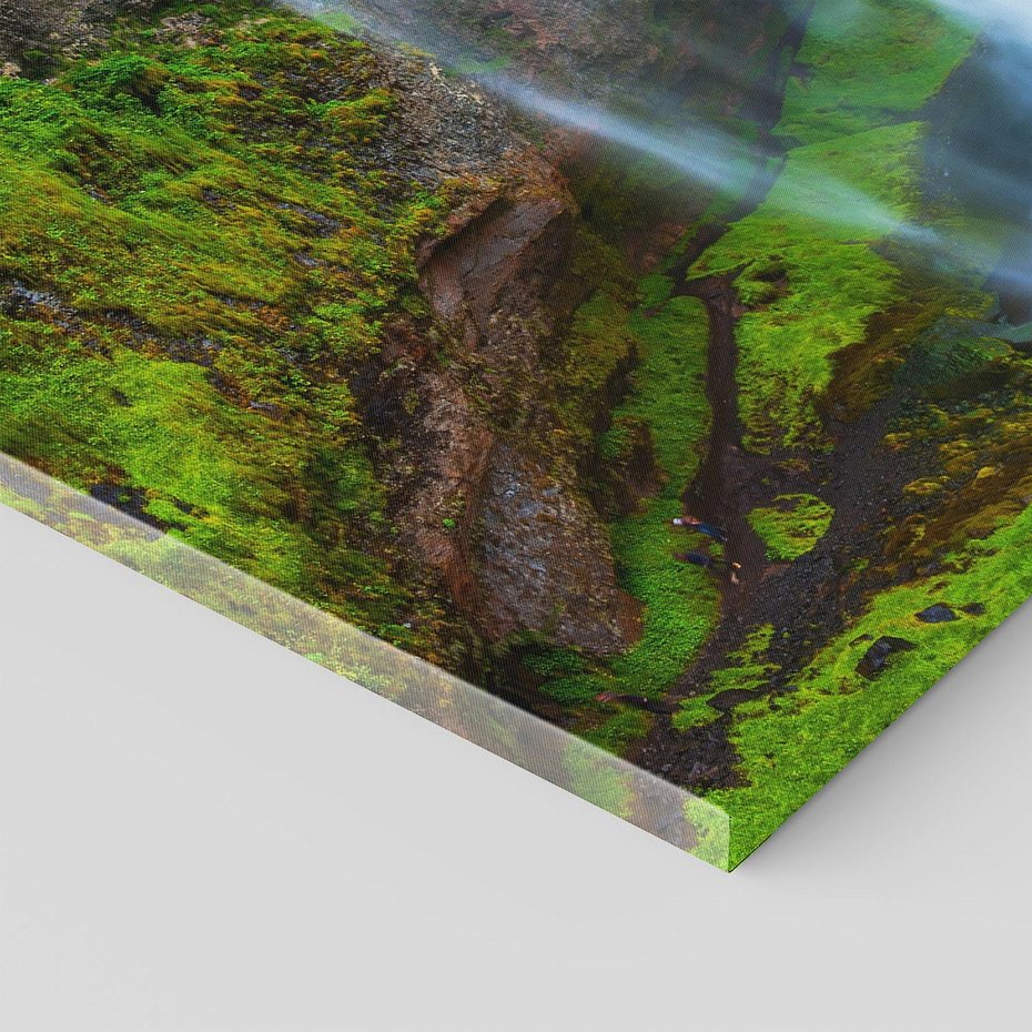 Obraz na płótnie 100x70 - majestat górskiego krajobrazu - wodospad, góry