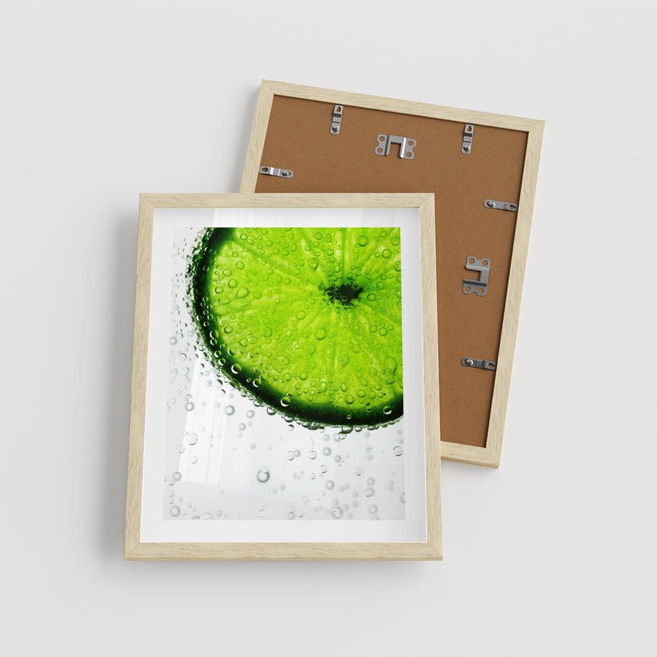 Plakat w ramie 40x50 - Świeżość i kwasowość limonki - limnka, owoce - rama drewno