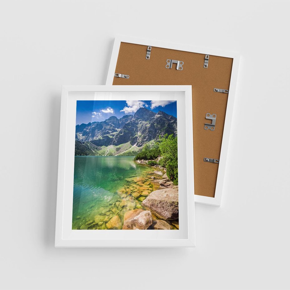 Plakat w ramie 40x50 - Mistyczne Połączenie - jezioro, góry - rama biała