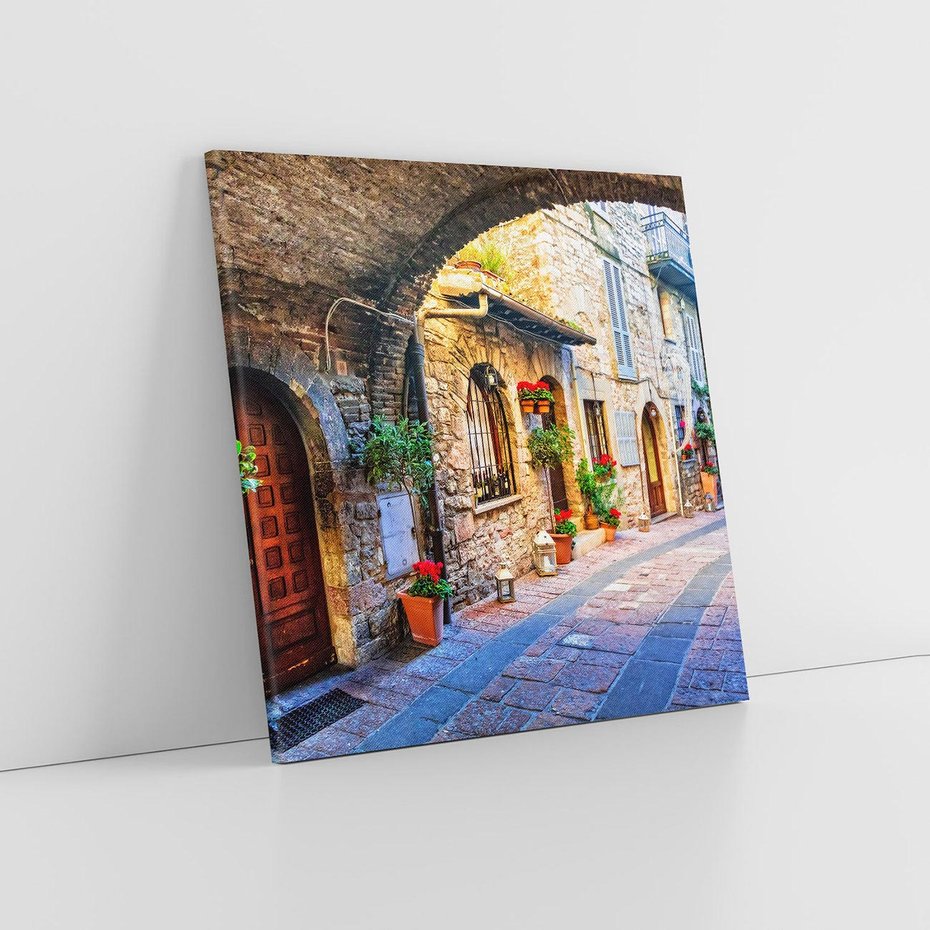 Obraz na płótnie 70x70 - Kwiecista uliczka - uliczka, miasto