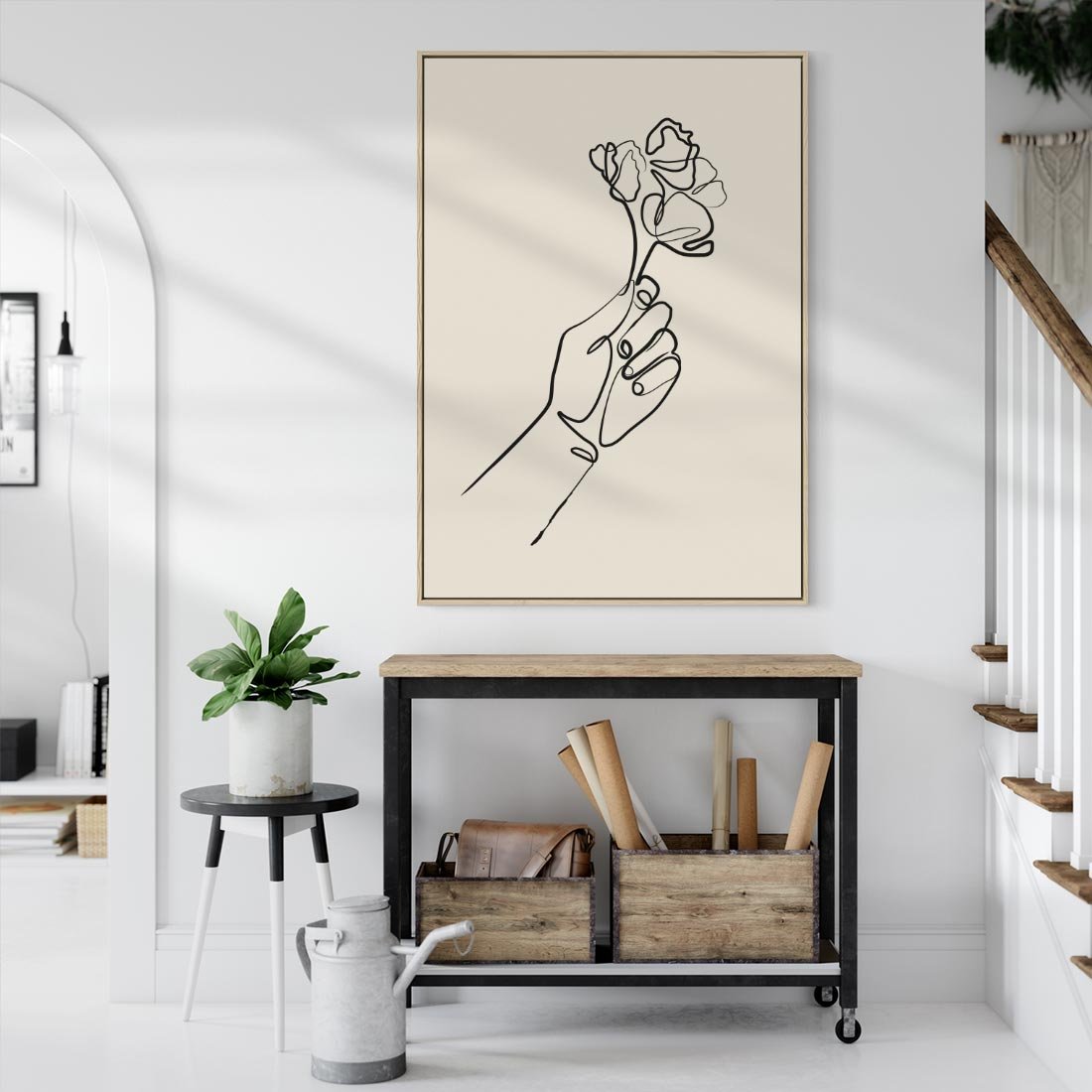 Obraz w ramie 50x70 - Szkic Kwiatu - kwiat w dłoni, szkic - rama drewno