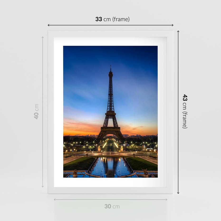 Plakat w ramie 30x40 - Wieża Eiffla w Innej Odsłonie - wieża, Eiffla - rama biała