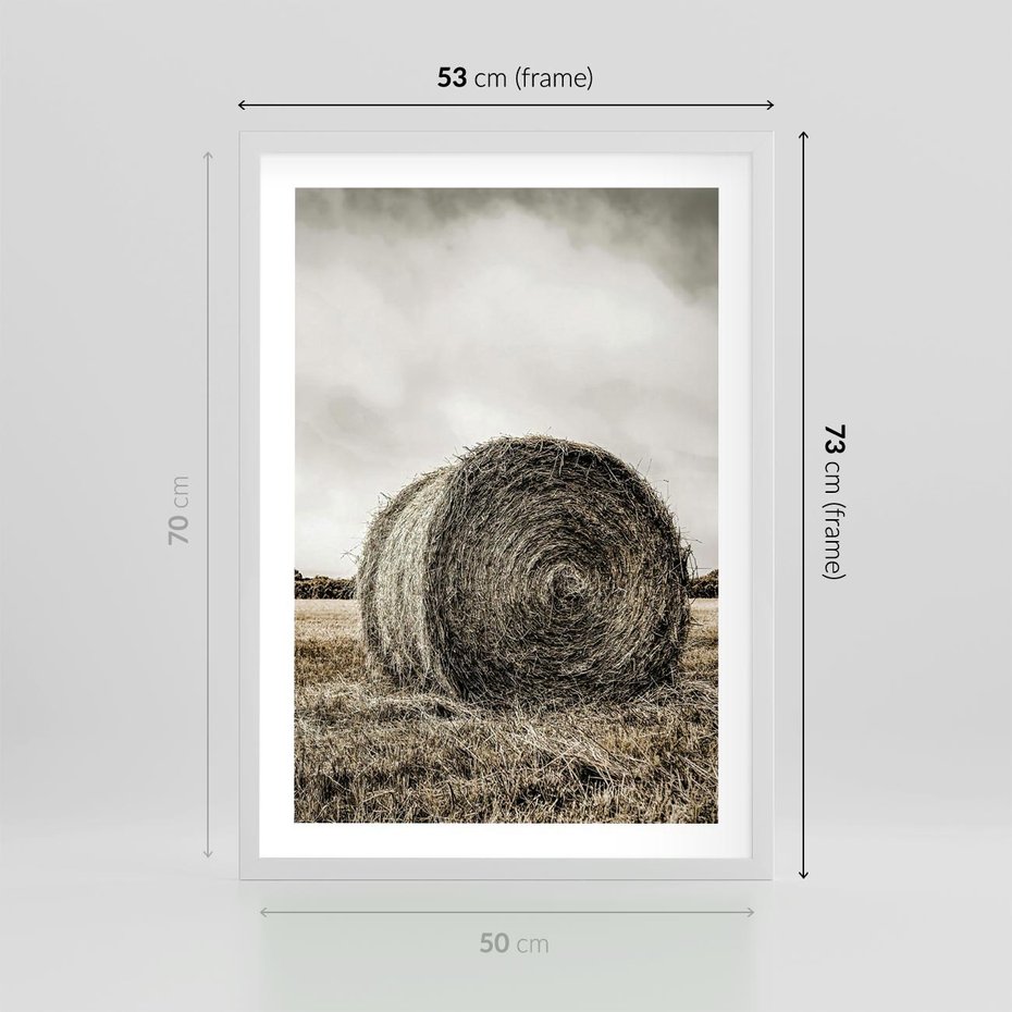 Plakat w ramie 50x70 - Siano w Sepii: Wiejska Tradycja - snopek siana, bela siana - rama biała