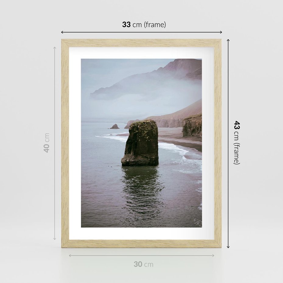 Plakat w ramie 30x40 - Północna Dzikość: Skaliste Klify nad Morzem - skały, klify - rama drewno