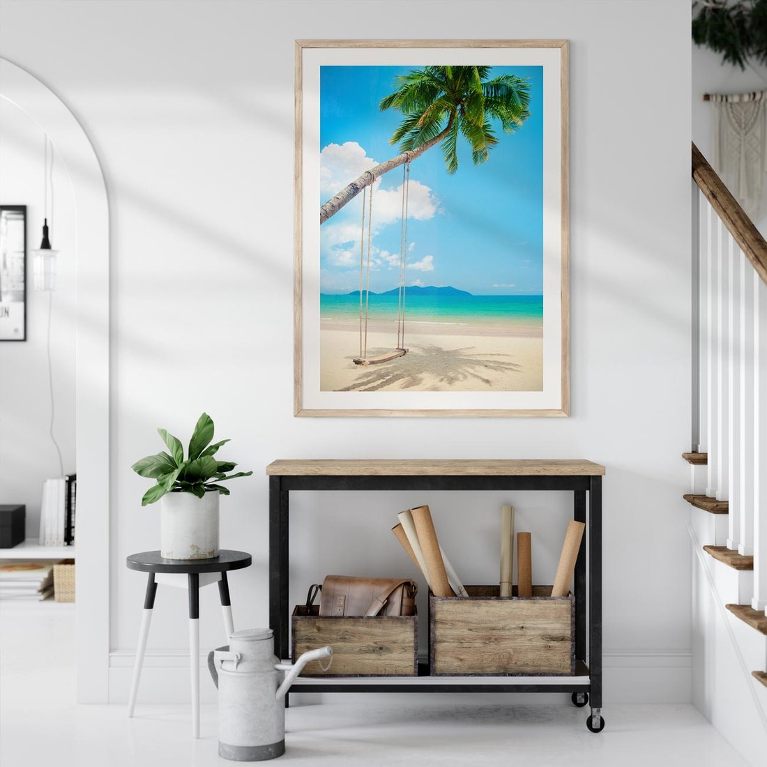 Plakat w ramie 50x70 - Hawajska palma i huśtawka na plaży - palma, huśtawka - rama drewno