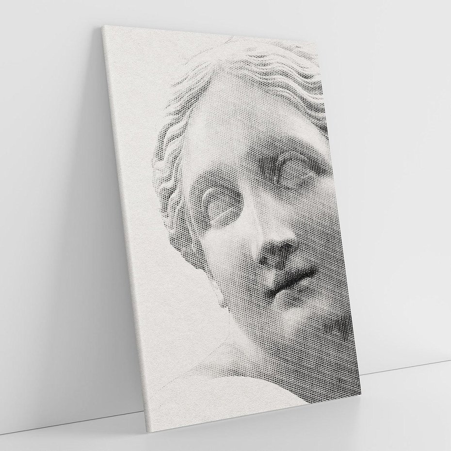 Obraz na płótnie 70x100 - Szarość w Kamieniu - monochromatyczna marmurowa rzeźba, odcienie szarości