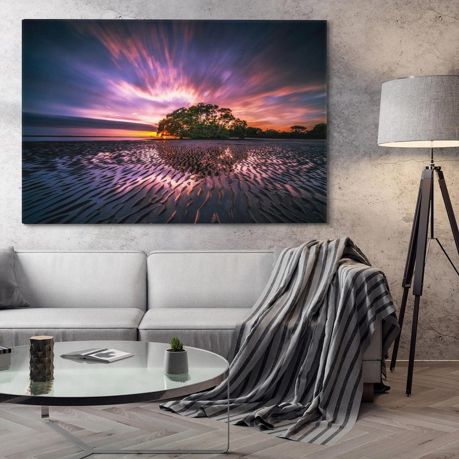 Obraz na płótnie 70x50 - Górska idylla: Domek nad strumykiem - jezioro, wyspa