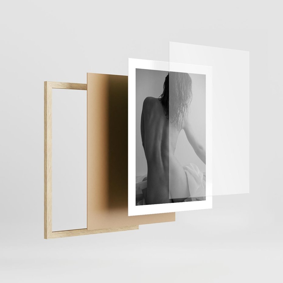 Plakat w ramie 30x40 - Piękno o Poranku - czarno biała fotografia, akt kobiecy - rama drewno