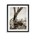 Plakat w ramie 40x50 - Rustykalna Tradycja - koło starego wozu, rustykalny styl - rama czarna