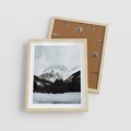 Plakat w ramie 40x50 - W Cieniu Śnieżnych Szczytów - górski krajobraz, zima - rama drewno