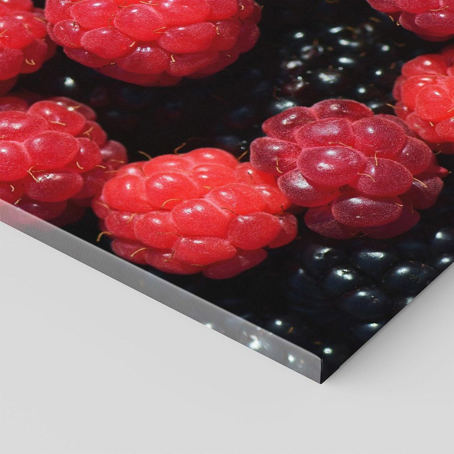 Obraz na płótnie 60x60 - Maliny Soczysta Eksplozja - maliny, owoce