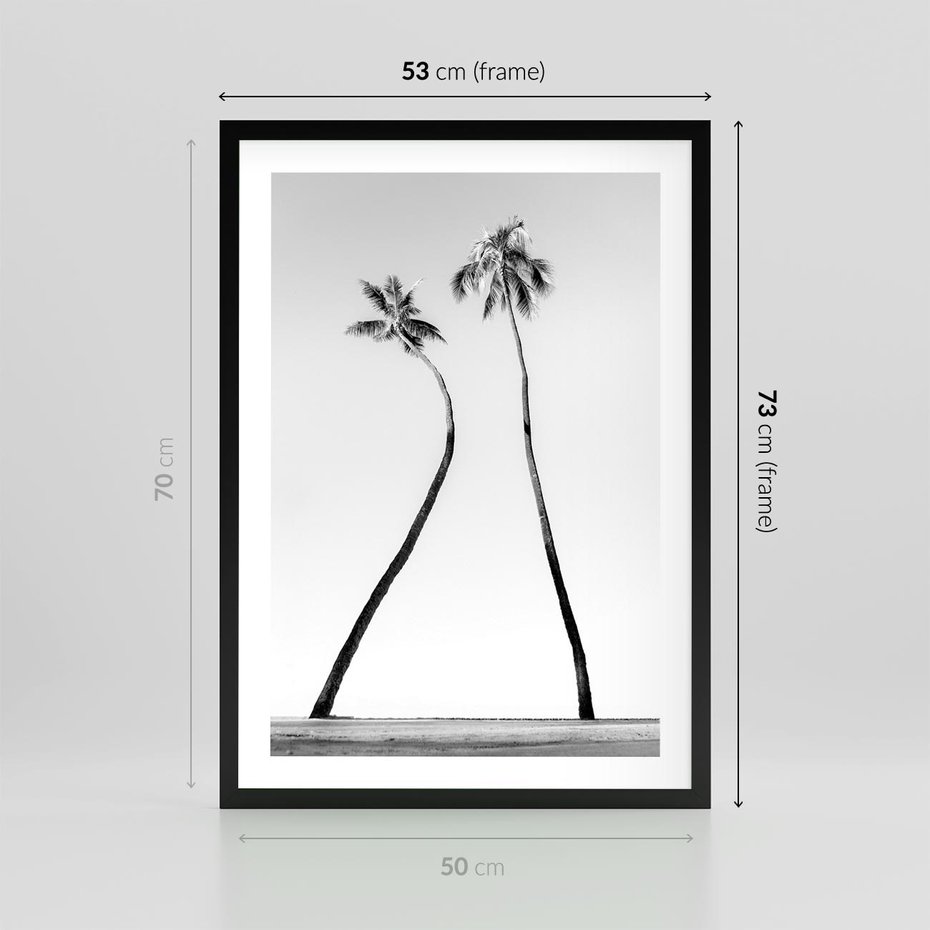 Plakat w ramie 50x70 - Samotne Palmy - czarno biała fotografia, dwie samotne palmy - rama czarna