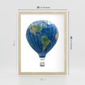 Plakat w ramie 30x40 - Podróżniczy balon nad ziemią - balon, ziemia - rama drewno