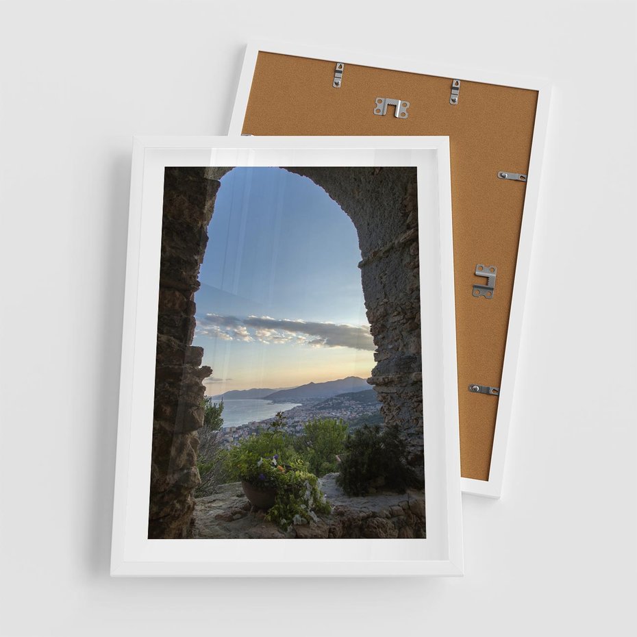 Plakat w ramie 50x70 - Pejzaż w perspektywie - pejzaż, perspektywa - rama biała