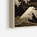 Obraz w ramie 50x50 - Złote Piękno - ciemny obraz, fala morska - rama drewno