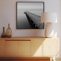 Obraz w ramie 50x50 - Mglista Perspektywa - czarno biała fotografia, drewniany pomost na jeziorze - rama czarna