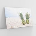 Obraz na płótnie 120x80 - Ananasy na Plaży - Egzotyczny Raj - ananasy, plaża