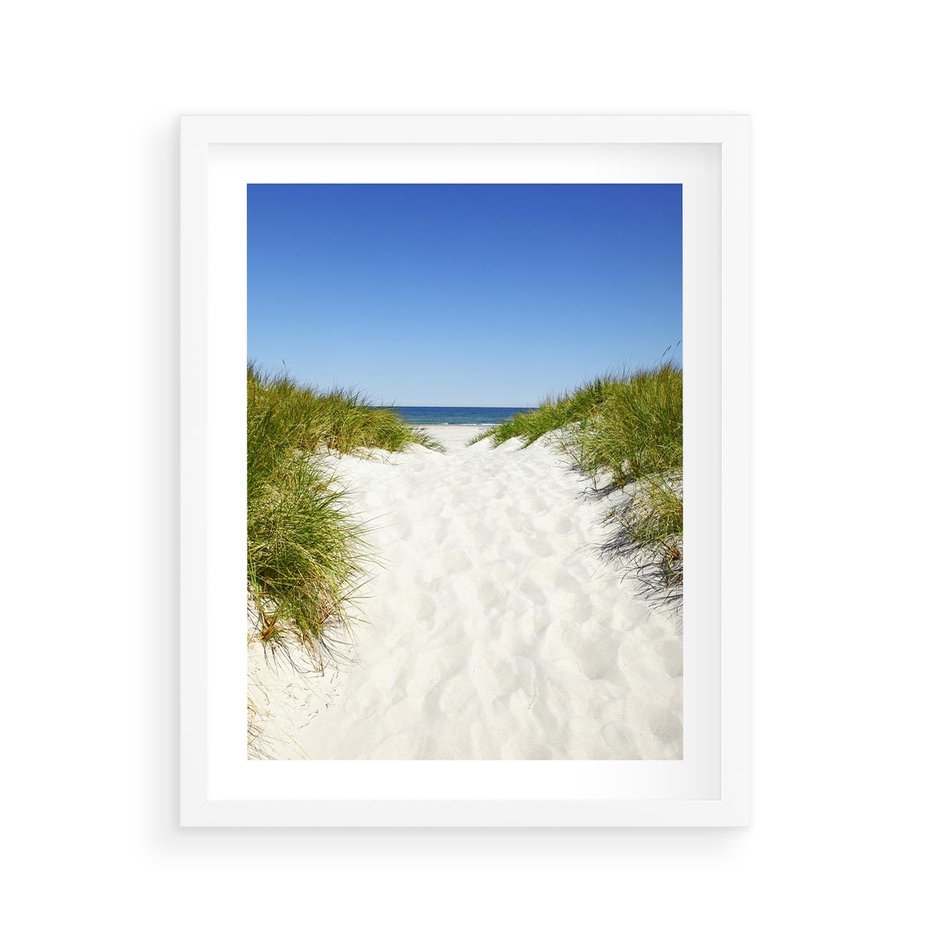 Plakat w ramie 40x50 - Relaks nad Morskimi Wzgórzami - plaża, wydmy - rama biała