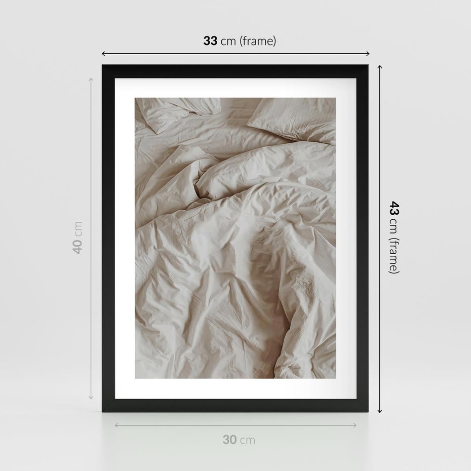 Plakat w ramie 30x40 - Spokojna Noc - biała pościel, zdjęcie do sypialni - rama czarna