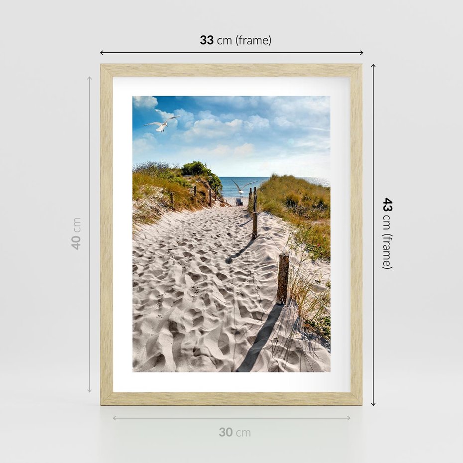 Plakat w ramie 30x40 - Mewy nad Morzem - plaża, mewy - rama drewno