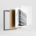 Plakat w ramie 40x50 - Architektura Przyszłości: Czarno-Białe Ujęcie - nowoczesna architektura, czarno białe zdjęcie - rama czarna