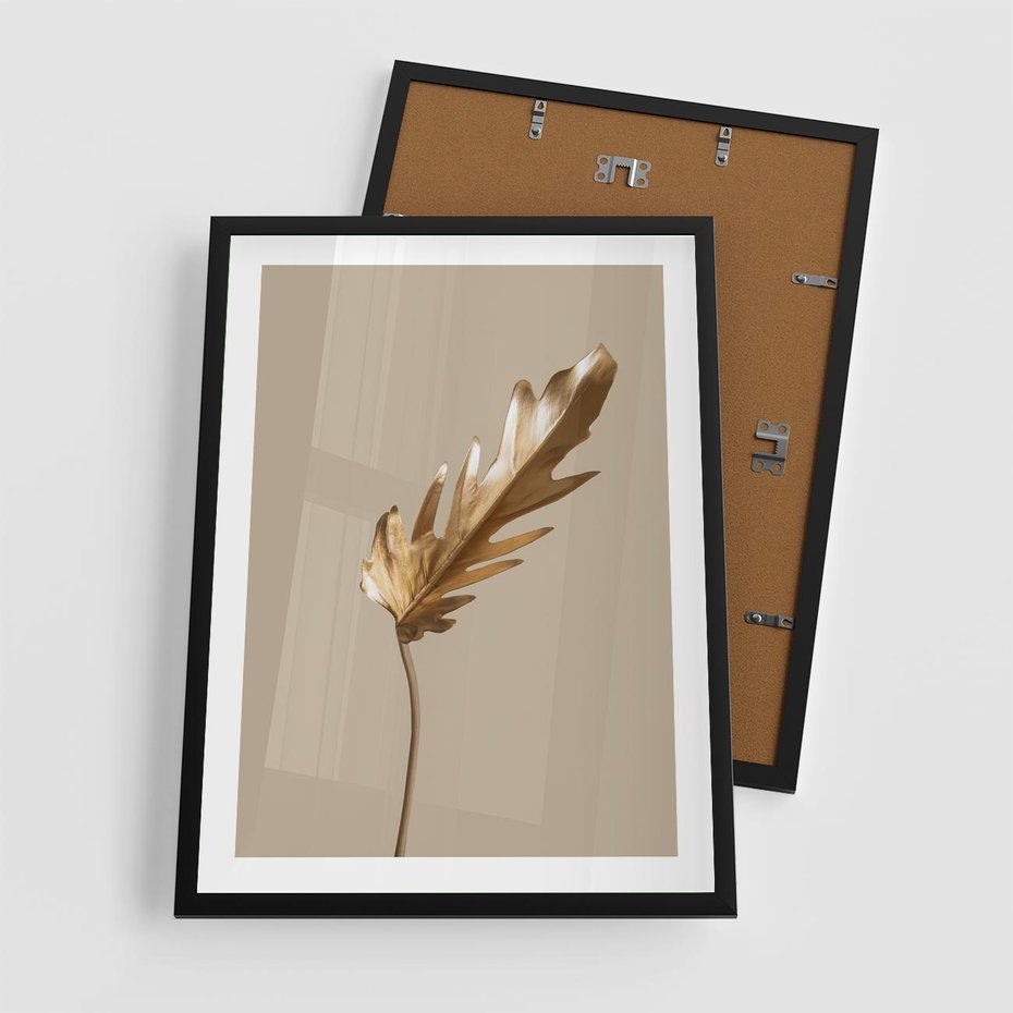 Plakat w ramie 50x70 - Piękno w Detalu - złoty, liść - rama czarna