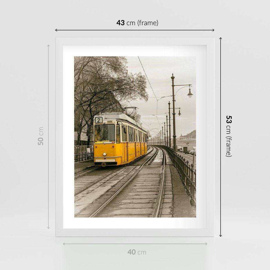 Plakat w ramie 40x50 - Tramwaj w Lizbonie - Lizbona, tramwaj - rama biała