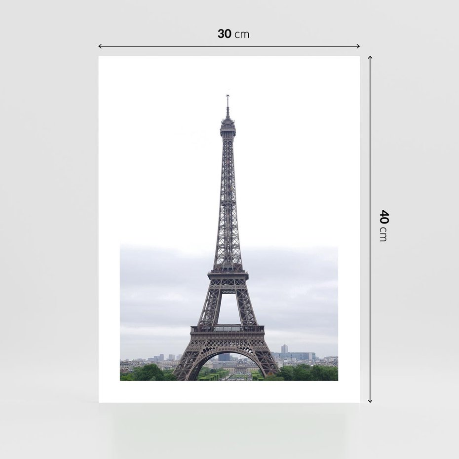 Plakat bez ramy 30x40 - Eiffla w mglistym świetle - Eiffla, Paryż