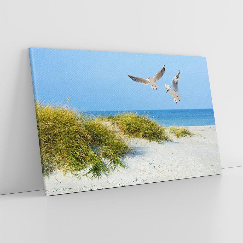 Obraz na płótnie 100x70 - Mewy nad morską plażą - mewy, plaża