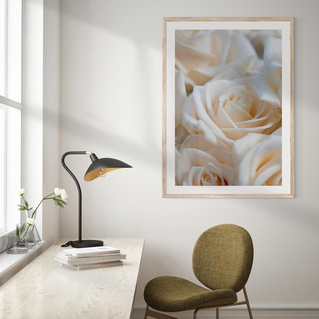 Plakat w ramie 50x70 - Białe róże piękności - białe, róże - rama drewno