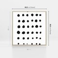 Obraz w ramie 80x80 - Refleksje Światła - minimalistyczna kompozycja, czarne kropkina białym tle - rama drewno