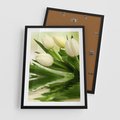 Plakat w ramie 50x70 - Białe Piękno - białe, tulipany - rama czarna