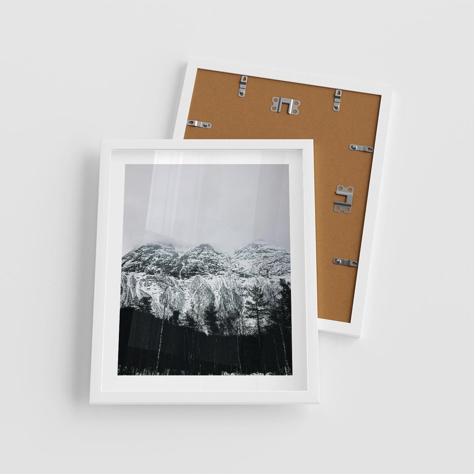 Plakat w ramie 40x50 - Zimowe Uroki Gór - góry ośnieżone, krajobraz górski - rama biała