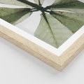 Plakat w ramie 50x70 - Jasna Zieleń w Makro - makro zdjęcie liści, jasna zieleń - rama drewno