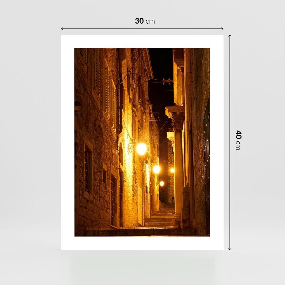 Plakat bez ramy 30x40 - Miasto Pod Gwieździstym Niebem - uliczka, perspektywa