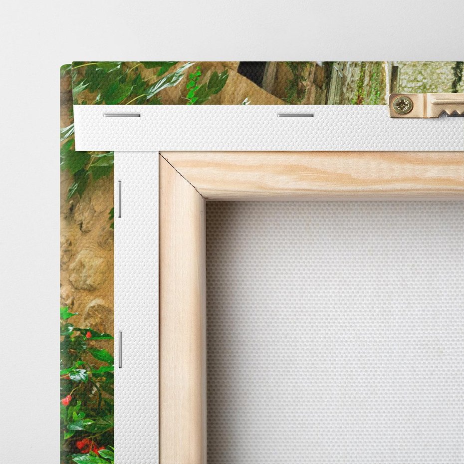 Obraz na płótnie 50x70 - Magiczna podróż w głąb miasta - uliczka, perspektywa