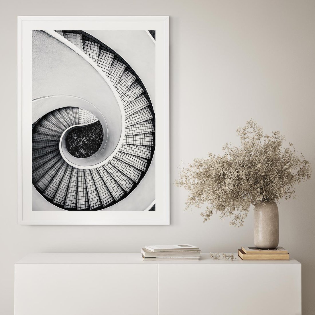 Plakat w ramie 50x70 - Nowoczesne Schody: Kręcone Piękno - nowoczesna architektura, kręcone schody - rama biała