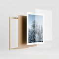 Plakat w ramie 30x40 - Magia Śnieżnych Drzew - zima, iglaste drzewa - rama drewno