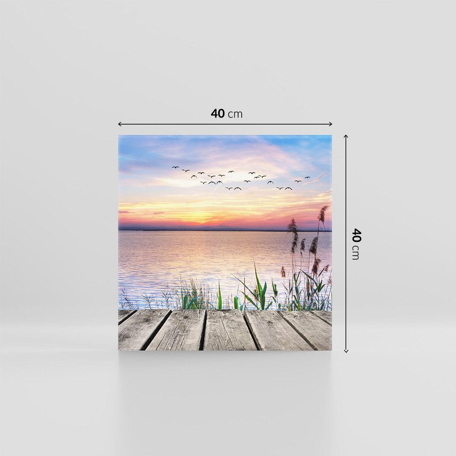 Obraz na płótnie 40x40 - Romantyczny zachód słońca nad morzem z ptakami - zachód, słońca