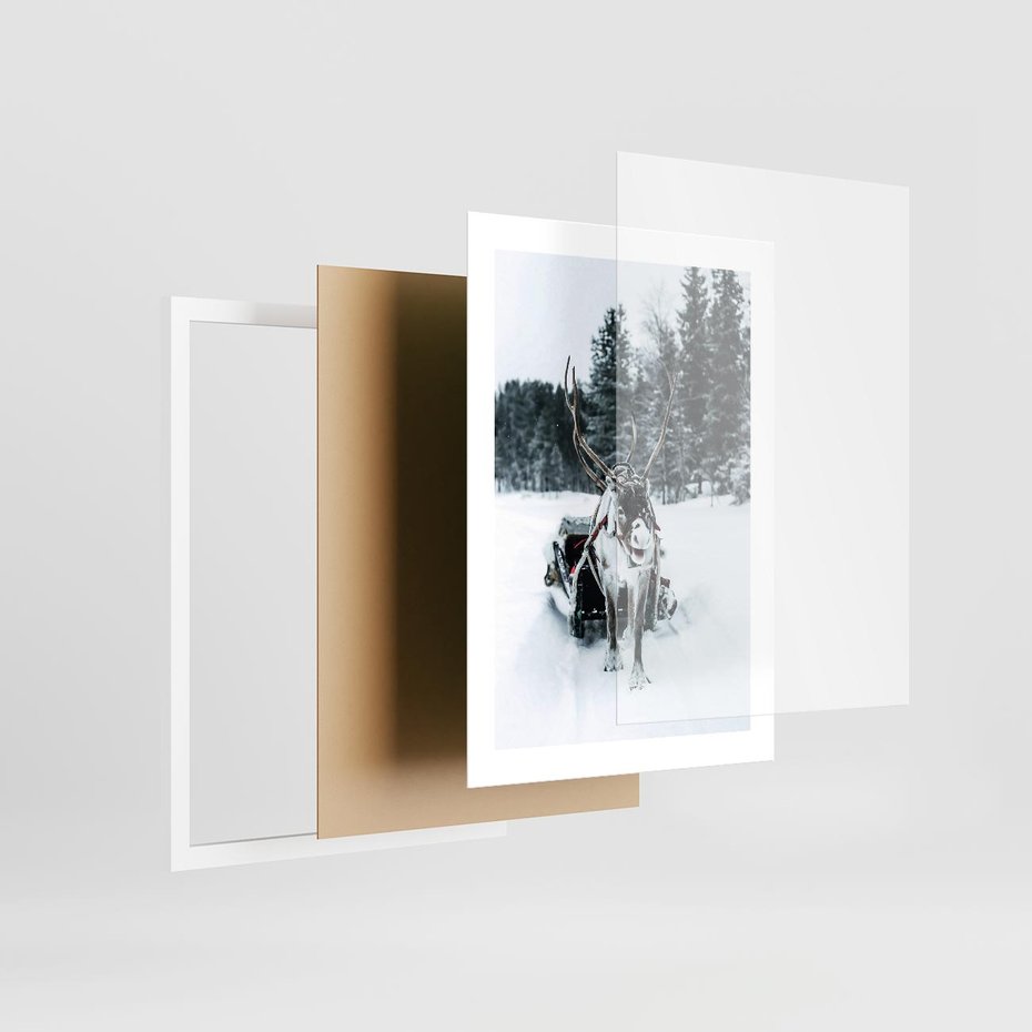 Plakat w ramie 30x40 - Świąteczna Przygoda - renifer, śnieg - rama biała