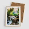 Plakat w ramie 50x70 - Idylliczny strumyk w urokliwym lesie - strumyk, las - rama drewno