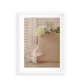 Plakat w ramie 30x40 - Elegancja W Prostocie - kwiaty, mnimalizm - rama biała